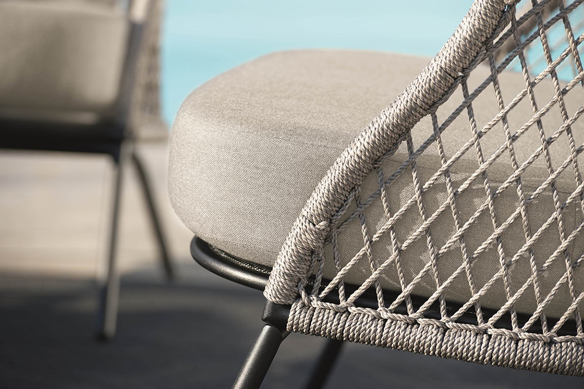 STERN Lounge-Sessel ODEA Aluminium schwarz matt/Kordel salt/Kissen Outdoorstoff cream STERN Lounge-Sessel ODEA Aluminium schwarz matt/Kordel salt/Kissen Outdoorstoff cream