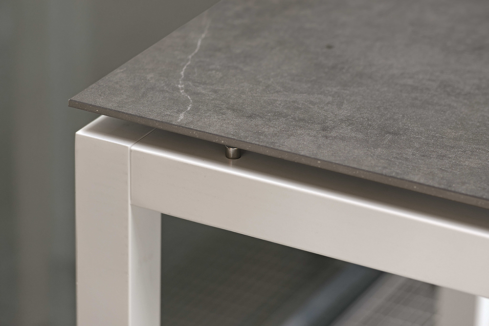STERN Tischplatte Dekton 200x100 cm Dekor Lava anthrazit STERN Tischplatte Dekton 200x100 cm Dekor Lava anthrazit