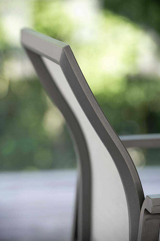 STERN Stapelsessel KARI Aluminium anthrazit mit Bezug Textilen silber STERN Stapelsessel KARI Aluminium anthrazit mit Bezug Textilen silber