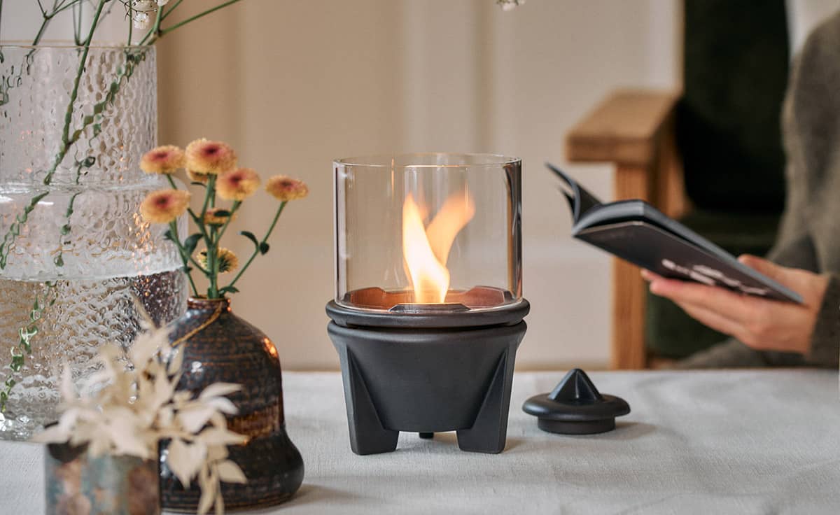 SCHMELZFEUER® INDOOR CERALAVA® MIT WINDGLAS-AUFSATZ