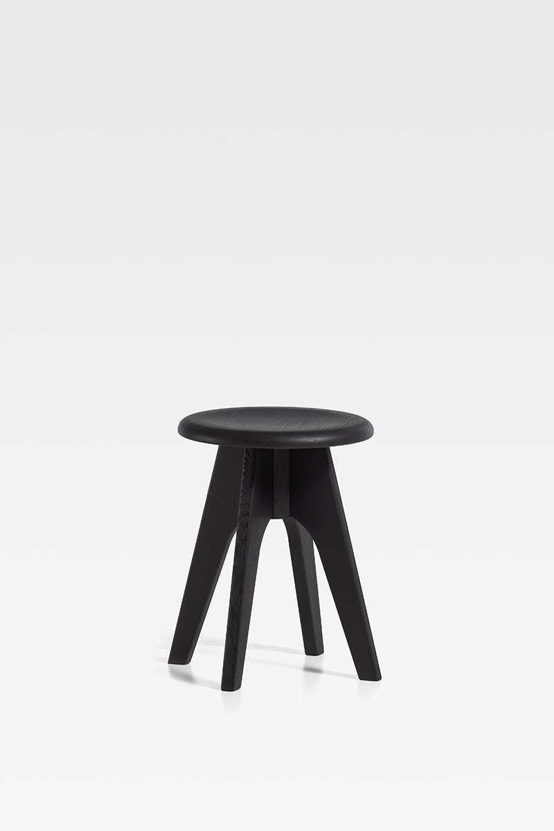 MASSA Esche Hocker