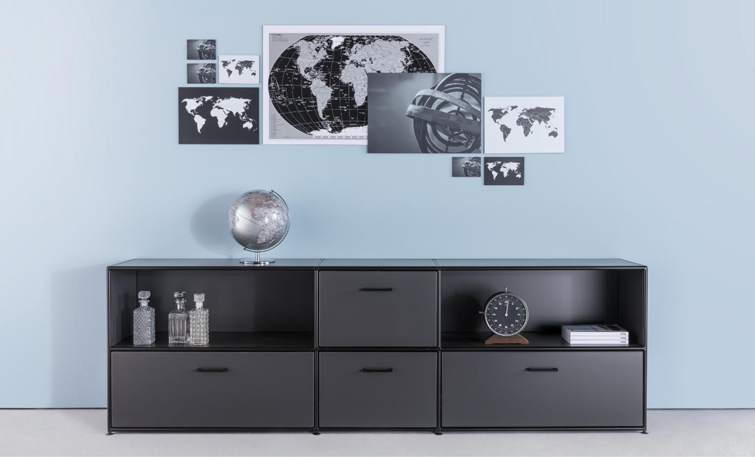 SIDEBOARD 