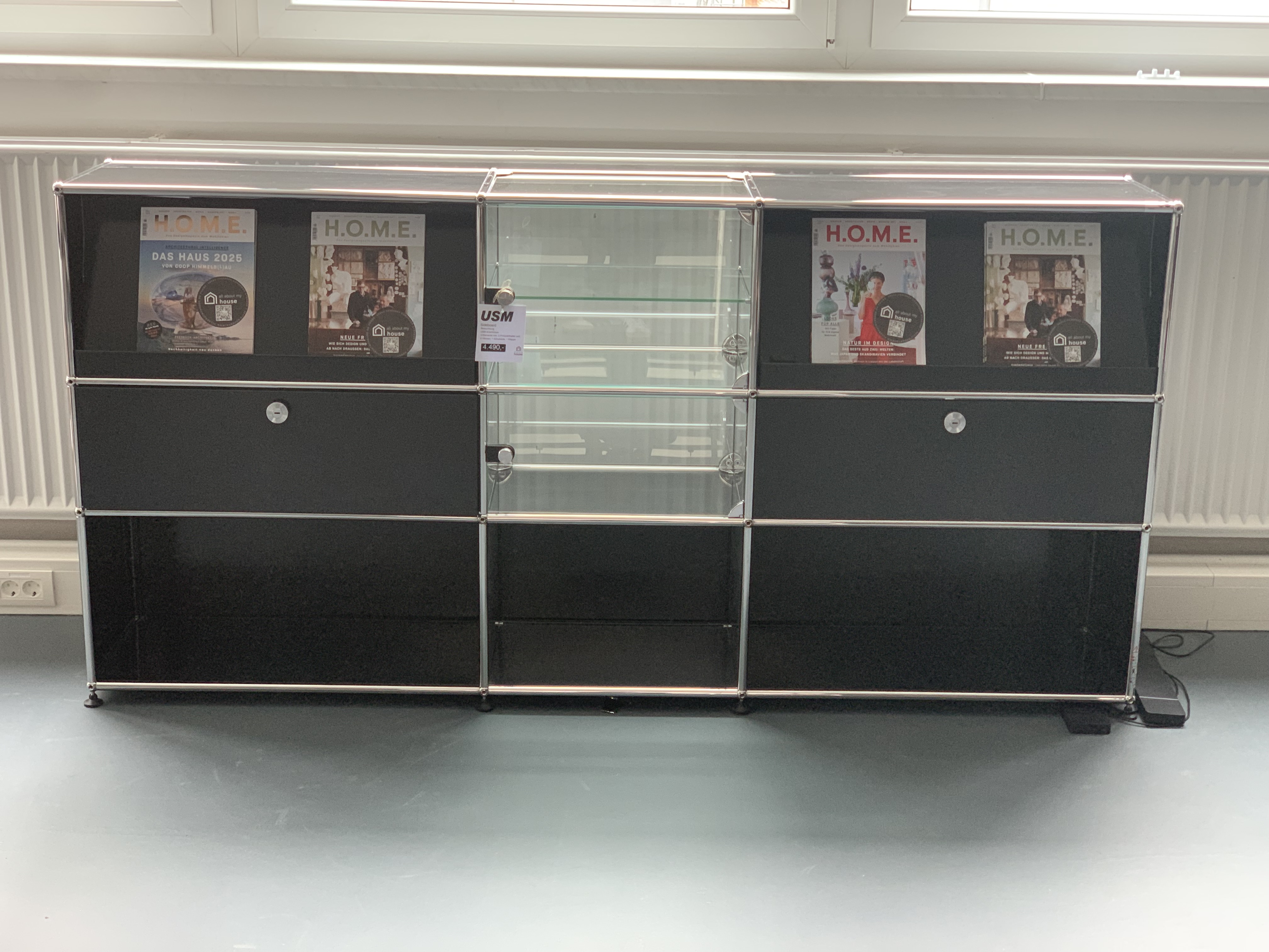 USM Haller Sideboard - schwarz/ Ausstellungsstück