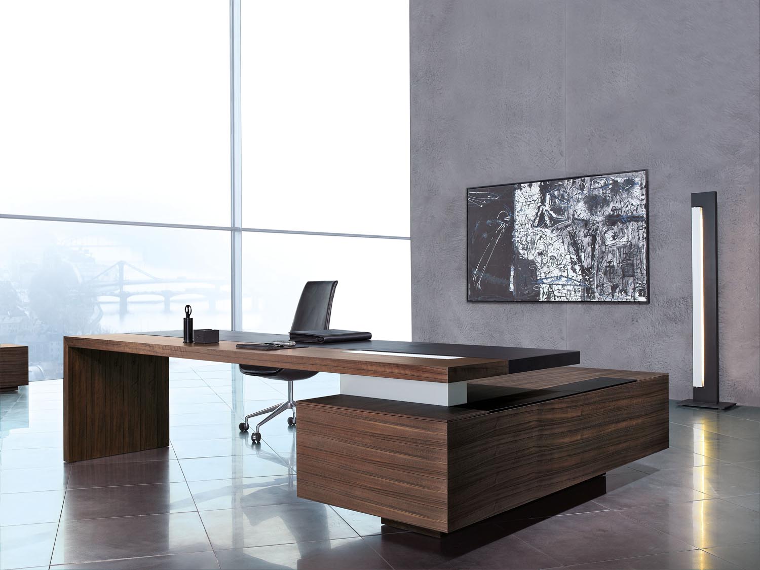 Walter Knoll CEOO Desk Walter Knoll CEOO Desk
