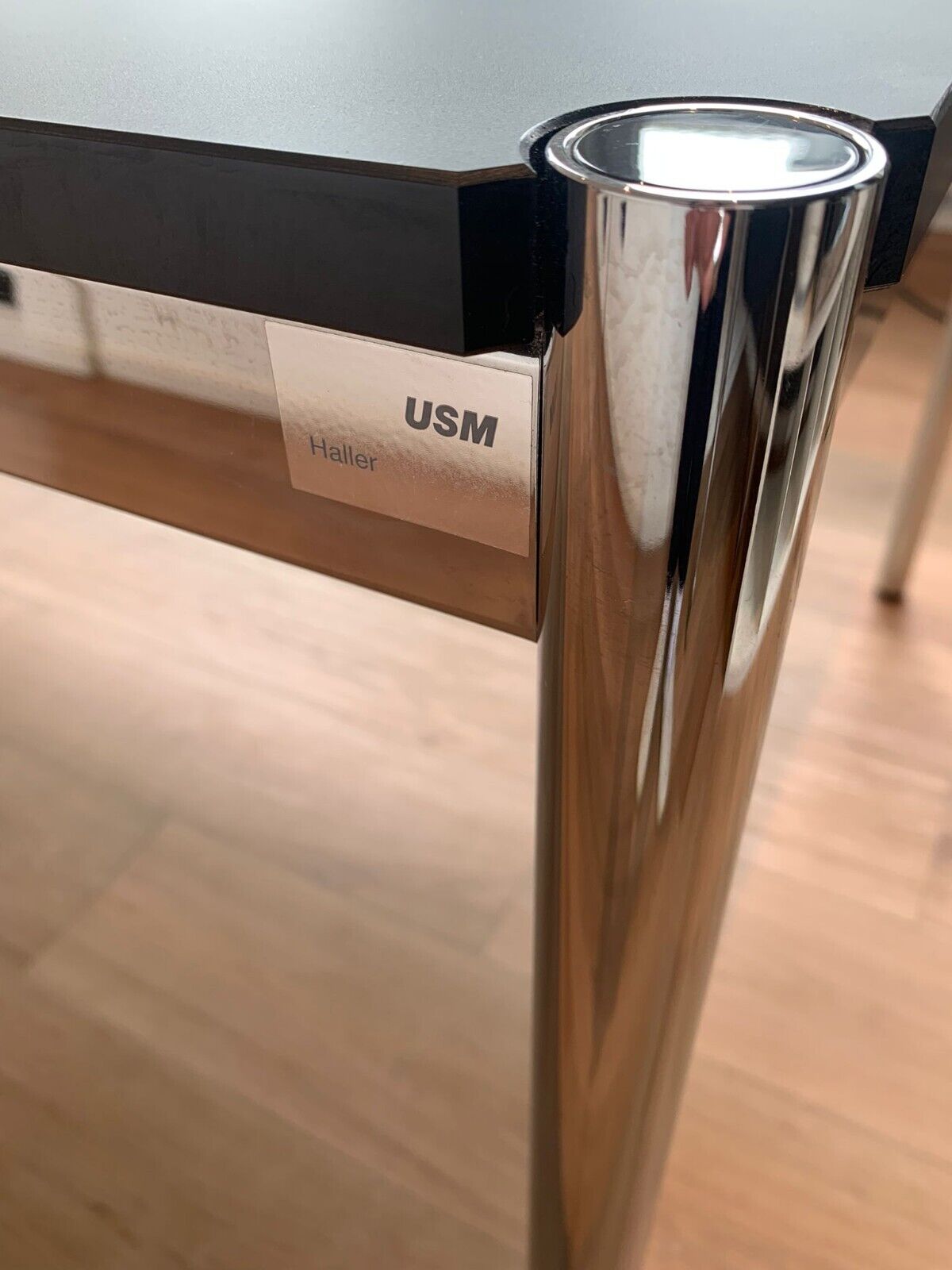 USM Haller Fenix, nero / Esstisch, Besprechungstisch, Konferenztisch
