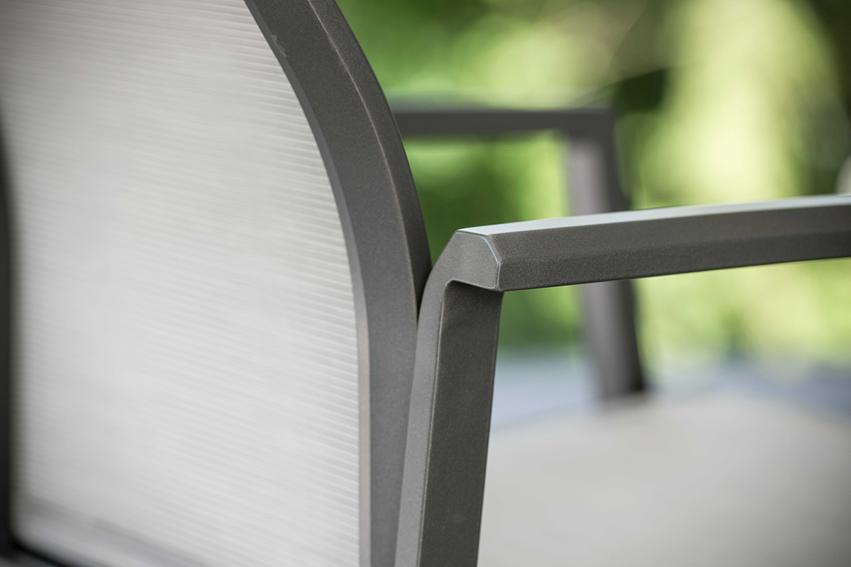 STERN Stapelsessel KARI Aluminium anthrazit mit Bezug Textilen silber STERN Stapelsessel KARI Aluminium anthrazit mit Bezug Textilen silber